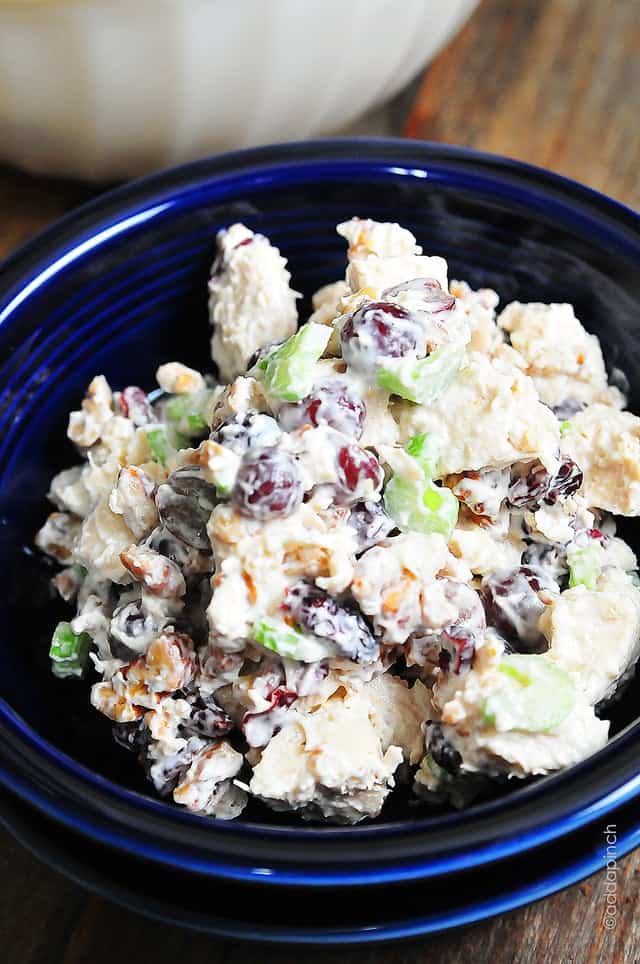 Mix chicken mayonnaise celery and grapes in a bowl